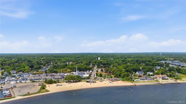 55 Corey Avenue, Blue Point, NY 11715