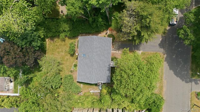 55 Corey Avenue, Blue Point, NY 11715