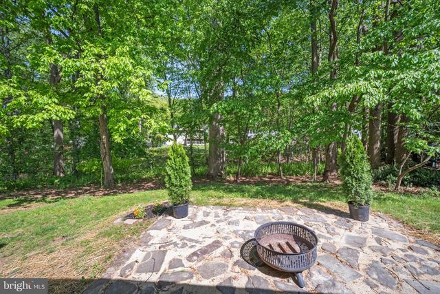 202 WILTSHIRE DR, Chalfont, PA 18914