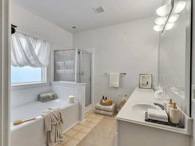 9915 Valance Way, Conroe, TX 77385