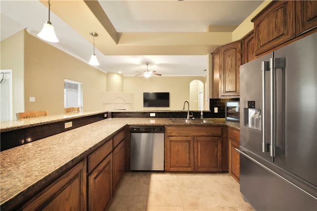 3906 Boomerang Dr, Corpus Christi, TX 78414