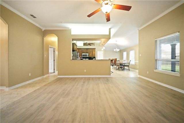 3906 Boomerang Dr, Corpus Christi, TX 78414