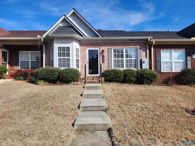 1208 Autumn Lane, Hartselle, AL 35640
