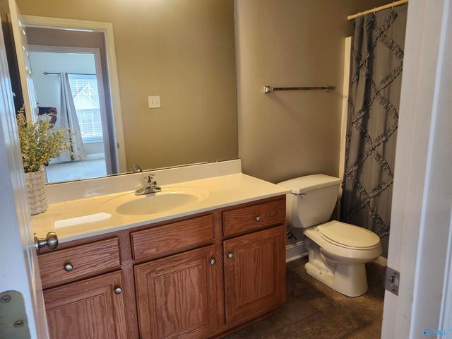 1208 Autumn Lane, Hartselle, AL 35640