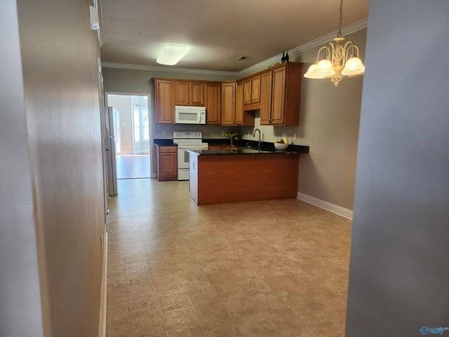 1208 Autumn Lane, Hartselle, AL 35640