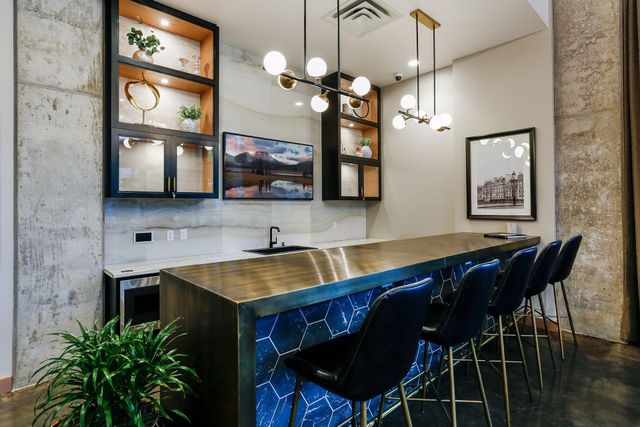 728 3rd Street N 202, Minneapolis, MN 55401