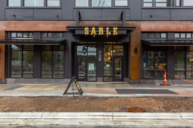 728 3rd Street N 202, Minneapolis, MN 55401