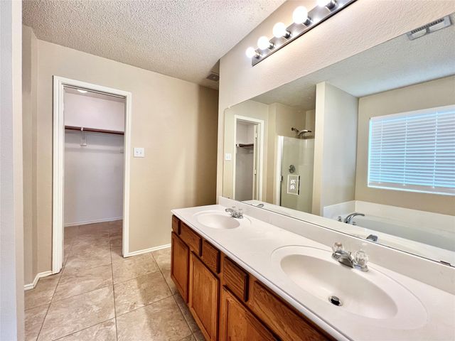 9925 George Washington Drive, Mckinney, TX 75072