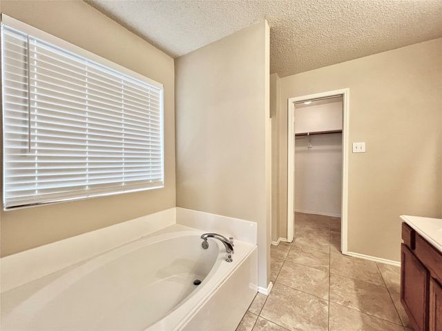 9925 George Washington Drive, Mckinney, TX 75072