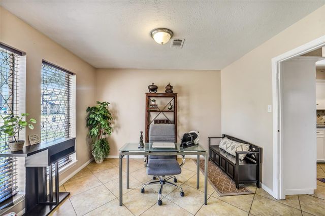 4910 Charade Drive, Houston, TX 77066