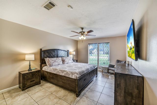 4910 Charade Drive, Houston, TX 77066