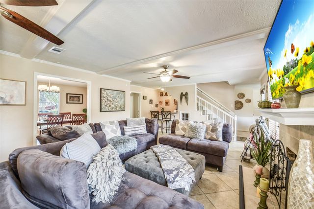 4910 Charade Drive, Houston, TX 77066