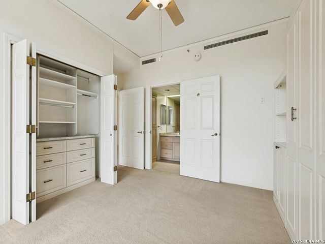 1 Towers Park Ln Apt 1607, San Antonio, TX 78209
