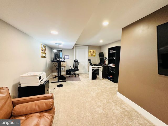 822 HARLEM AVE, Baltimore, MD 21201