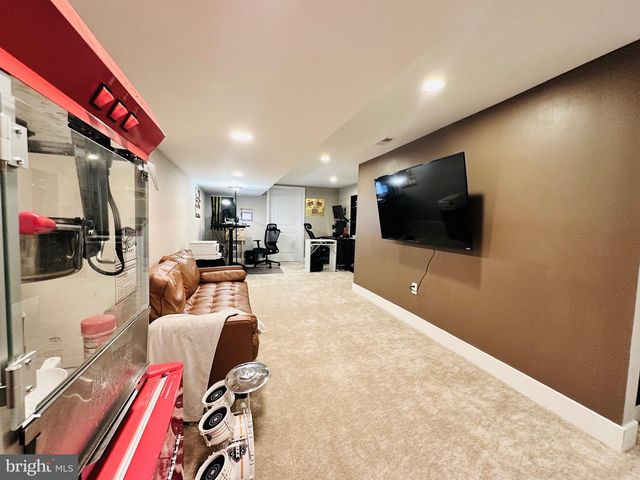 822 HARLEM AVE, Baltimore, MD 21201