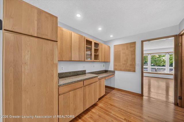624 S Mcroberts Street, Mason, MI 48854