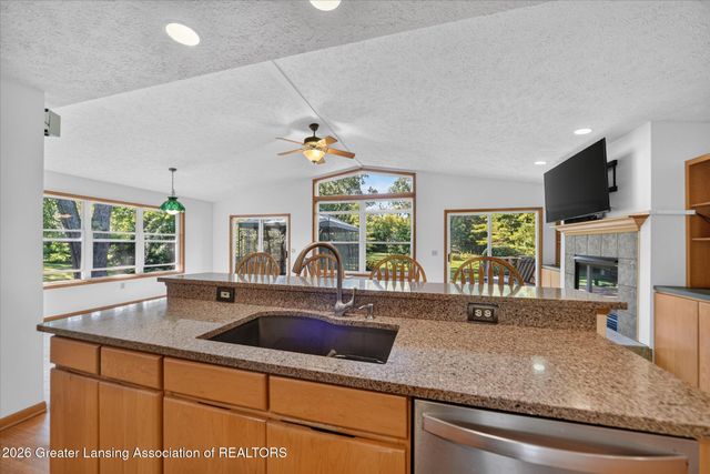 624 S Mcroberts Street, Mason, MI 48854