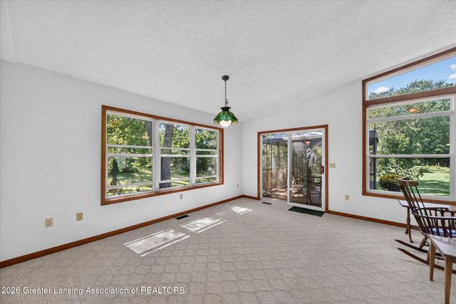 624 S Mcroberts Street, Mason, MI 48854