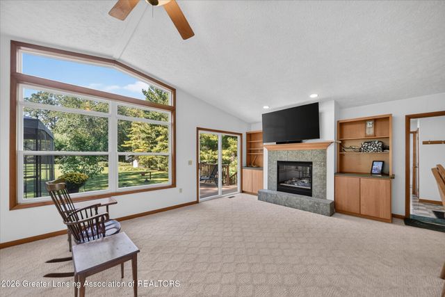 624 S Mcroberts Street, Mason, MI 48854