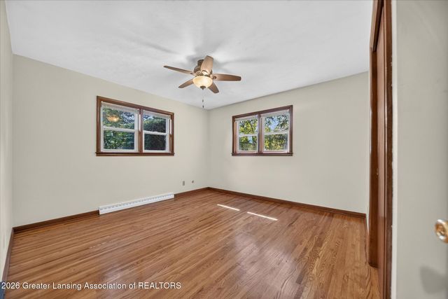 624 S Mcroberts Street, Mason, MI 48854