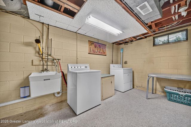 624 S Mcroberts Street, Mason, MI 48854