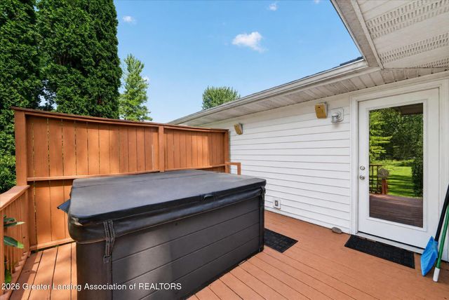 624 S Mcroberts Street, Mason, MI 48854