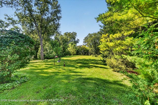 624 S Mcroberts Street, Mason, MI 48854
