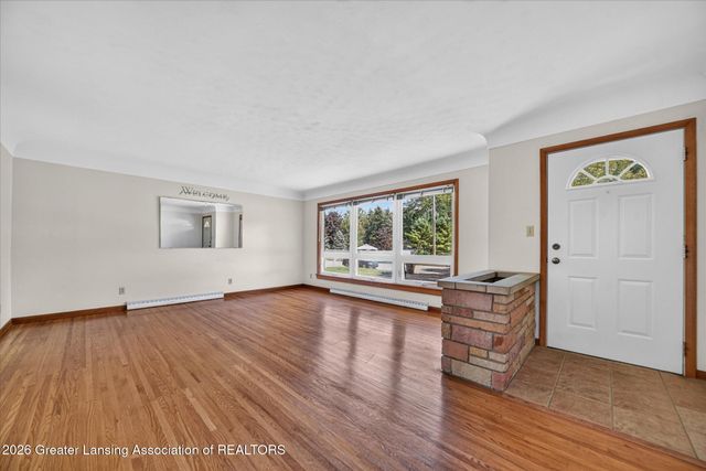 624 S Mcroberts Street, Mason, MI 48854