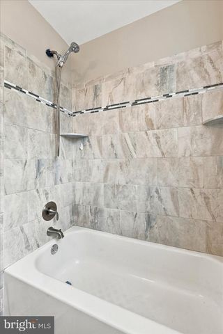 210 TANSBORO RD, Berlin, NJ 08009