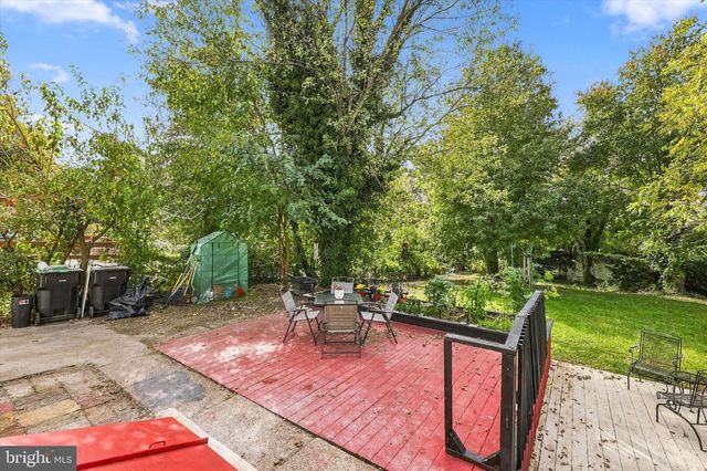 210 TANSBORO RD, Berlin, NJ 08009