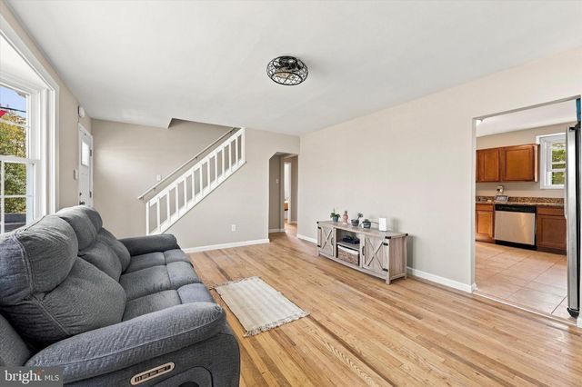 210 TANSBORO RD, Berlin, NJ 08009