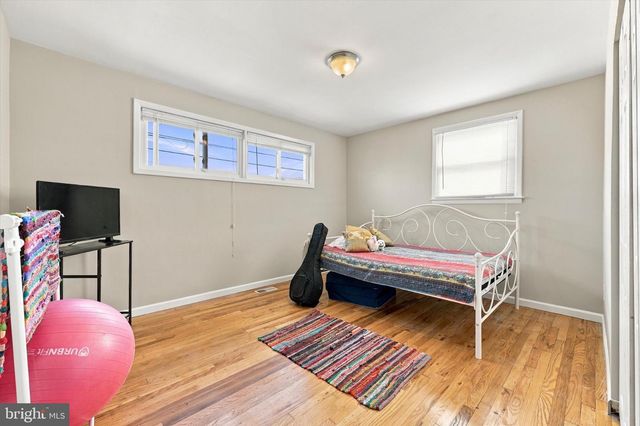 210 TANSBORO RD, Berlin, NJ 08009