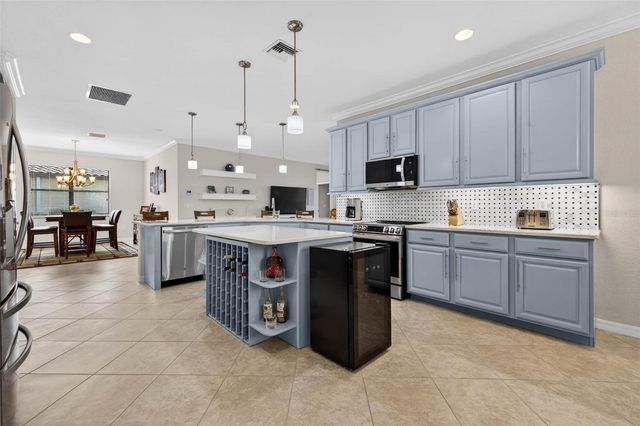 6749 WILD LAKE TERRACE, Bradenton, FL 34212