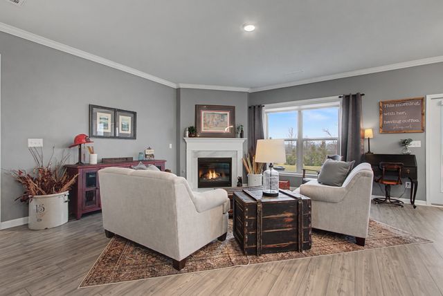 1022 Sumner Grv, Spring Hill, TN 37174