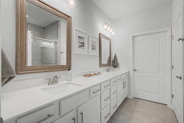 1022 Sumner Grv, Spring Hill, TN 37174