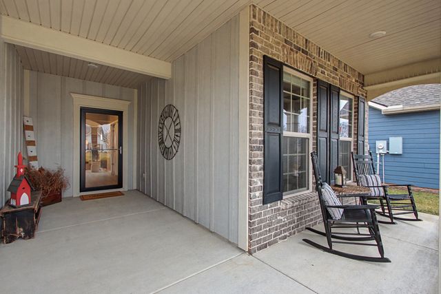 1022 Sumner Grv, Spring Hill, TN 37174