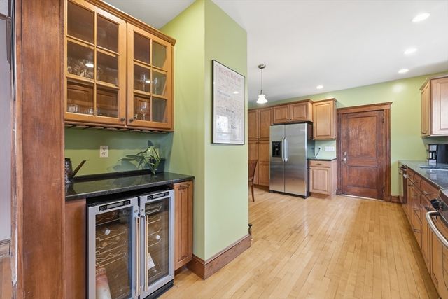 60-62 Cornell St 62, Boston, MA 02131