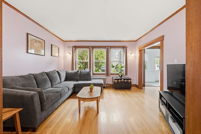 60-62 Cornell St 62, Boston, MA 02131