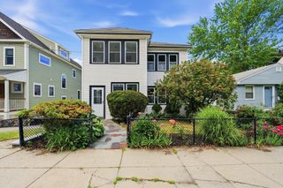60-62 Cornell St 62, Boston, MA 02131