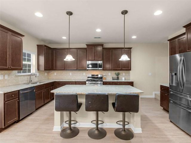 148 Delwood Drive, Mcdonough, GA 30252