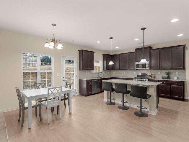 148 Delwood Drive, Mcdonough, GA 30252