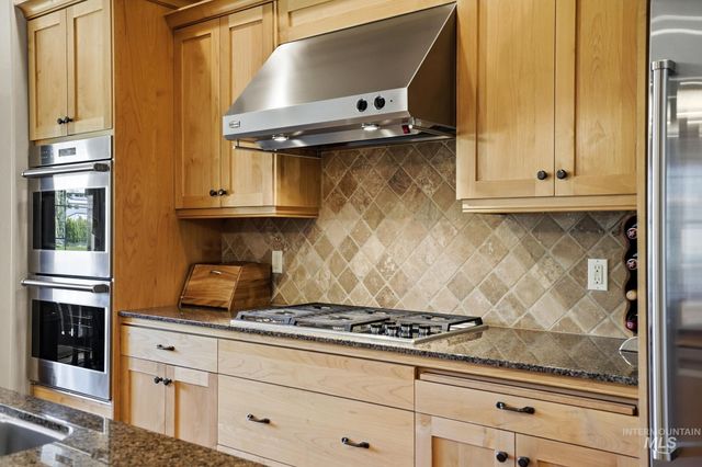 2387 S Chipper Way, Eagle, ID 83616