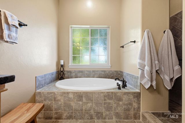 2387 S Chipper Way, Eagle, ID 83616
