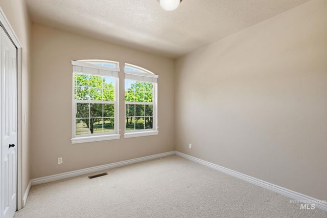 2387 S Chipper Way, Eagle, ID 83616