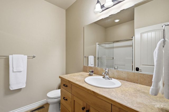 2387 S Chipper Way, Eagle, ID 83616