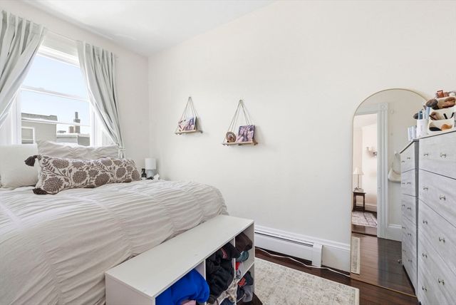530-532 E Sixth Street 3, Boston, MA 02127