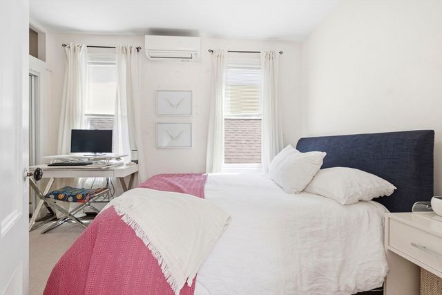 530-532 E Sixth Street 3, Boston, MA 02127