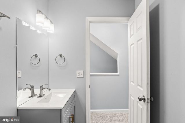 1717 N 3RD ST, Harrisburg, PA 17102