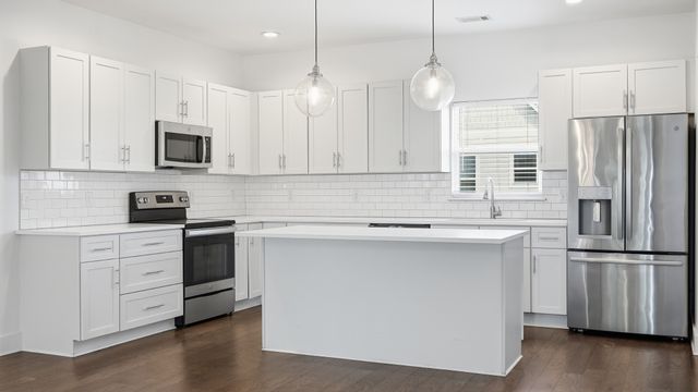 1633 54th Ave N Apt 15, Nashville, TN 37209