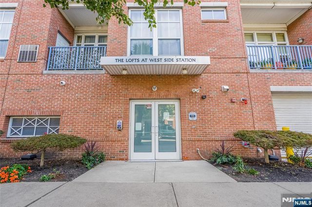55 Mallory Avenue 69, Jersey City, NJ 07305